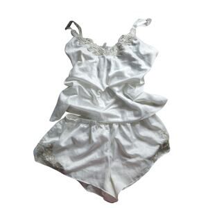 Flora by Flora Nikrooz Cami & Tap Shorts Pajama Set White Size L